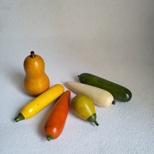 Wooden Vegetable Set